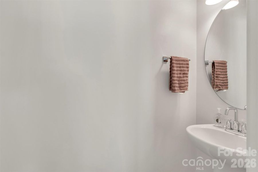 Close-up of interior finishes inside a home in Edgewater - The Links, Lancaster (Image 20).