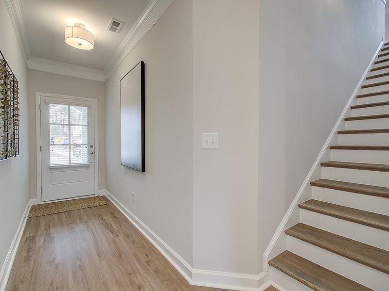 Spacious, unfurnished interior of a new home in Cherokee Township, Acworth (Image 20).