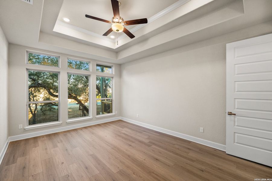 Spacious, unfurnished interior of a new home in Ventana, Bulverde (Image 30).