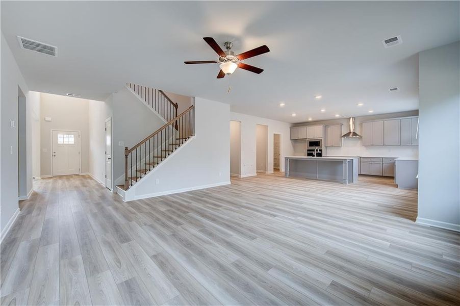 Spacious, unfurnished interior of a new home in Adagio, Dacula (Image 30).