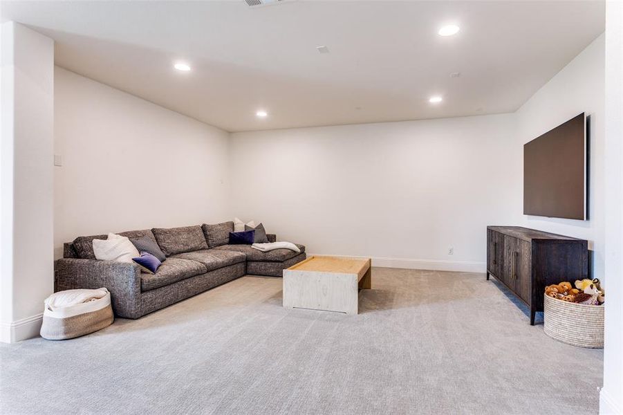 Furnished interior view inside a new home in , Fort Worth (Image 10).