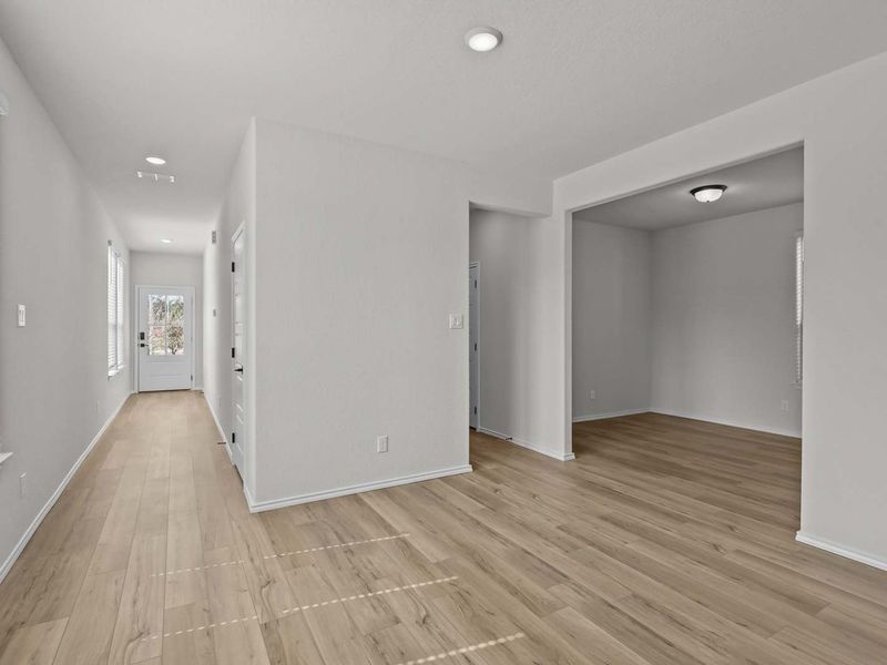 Representative unfurnished interior of a home built from the The Florence B by Davidson Homes LLC in Cedar Heights, San Antonio (Image 15).