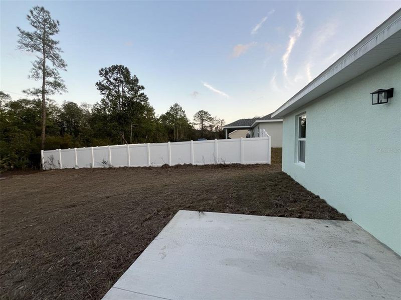 Exterior details and patio area of a home in , Ocklawaha (Image 14).