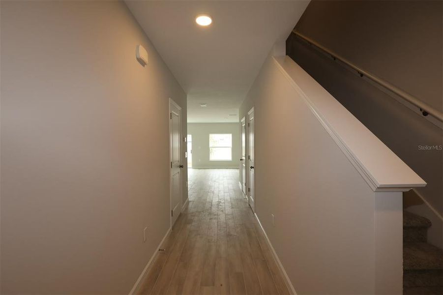 Spacious, unfurnished interior of a new home in Tyson Ranch, Orlando (Image 7). Spacious, unfurnished interior of a new home in Tyson Ranch, Orlando (Image 7).
