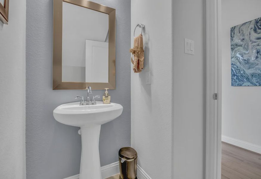 Plan 3059 powder room - staged - 13 of 19