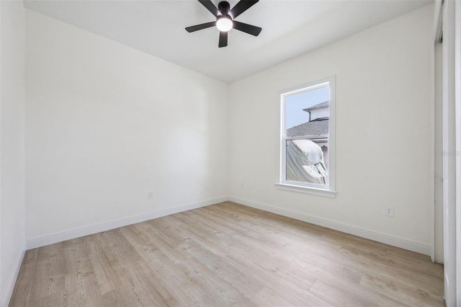 Spacious, unfurnished interior of a new home in , Clermont (Image 40).