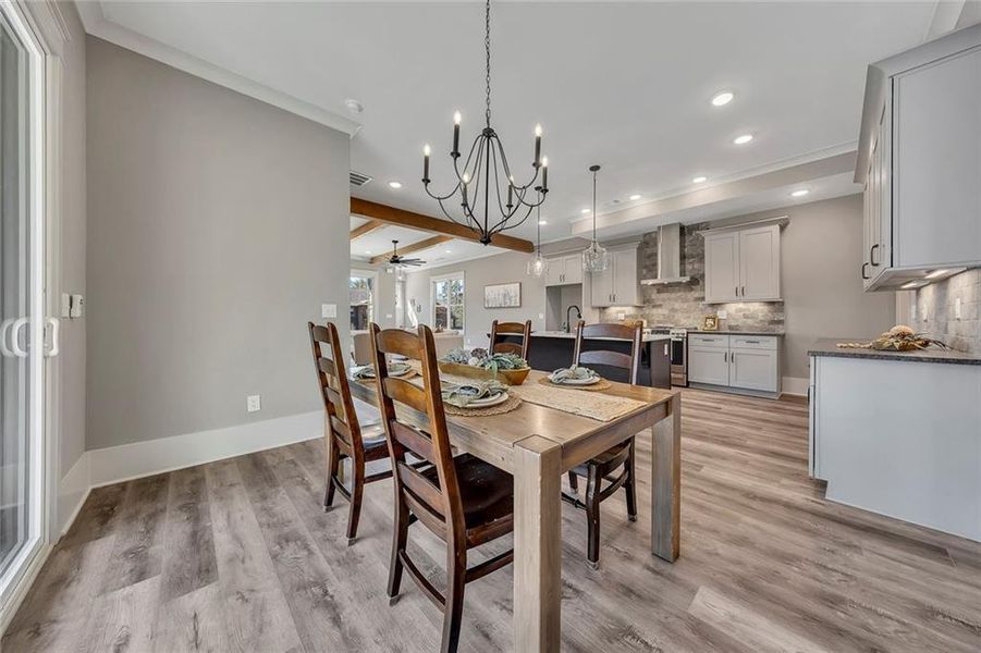 Furnished interior view inside a new home in , Jasper (Image 16).