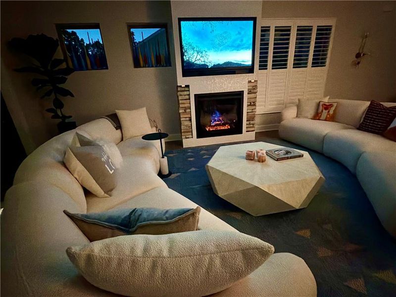 Furnished interior view inside a new home in , Hoschton (Image 11).