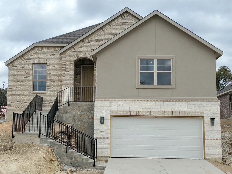 View of front of house featuring a garage