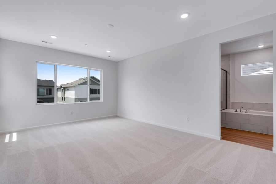 Spacious, unfurnished interior of a new home in Reunion, Commerce City (Image 20). Spacious, unfurnished interior of a new home in Reunion, Commerce City (Image 20).