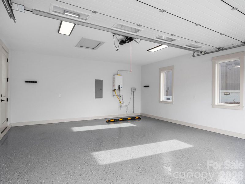 Spacious, unfurnished interior of a new home in , Arden (Image 21).