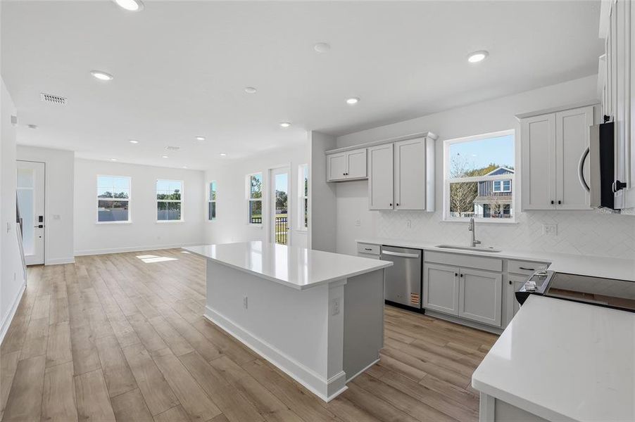 Furnished interior view inside a new home in , Valrico (Image 15).