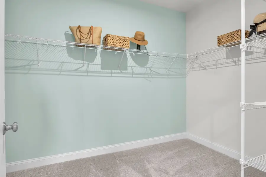 Walk in Closet