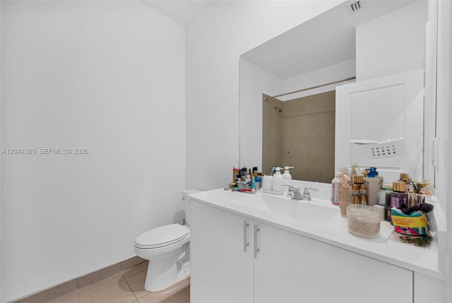 Furnished interior view inside a new home in , Miami (Image 45). Furnished interior view inside a new home in , Miami (Image 45).
