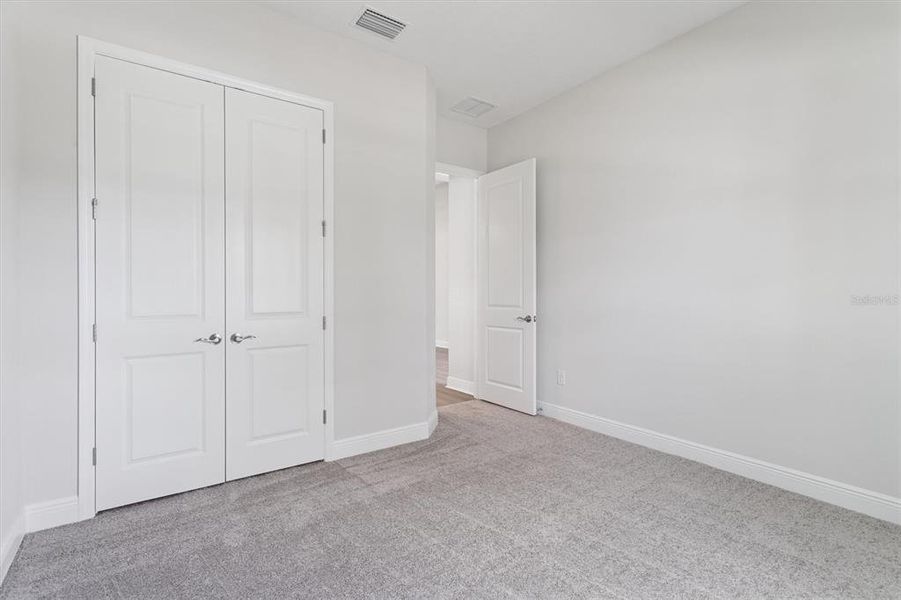 Spacious, unfurnished interior of a new home in Two Rivers, Zephyrhills (Image 21).