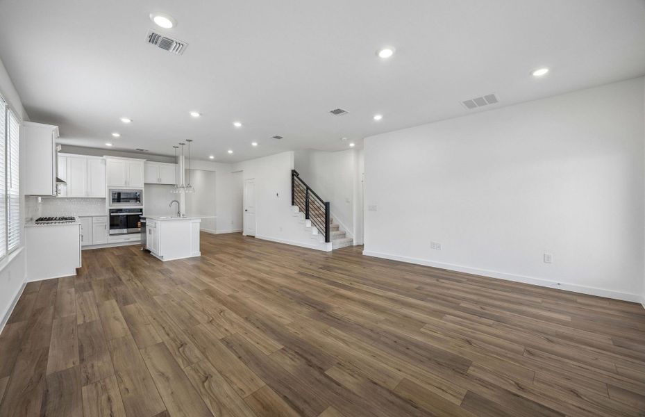 Spacious, unfurnished interior of a new home in Windcress, Cove (Image 22). Spacious, unfurnished interior of a new home in Windcress, Cove (Image 22).