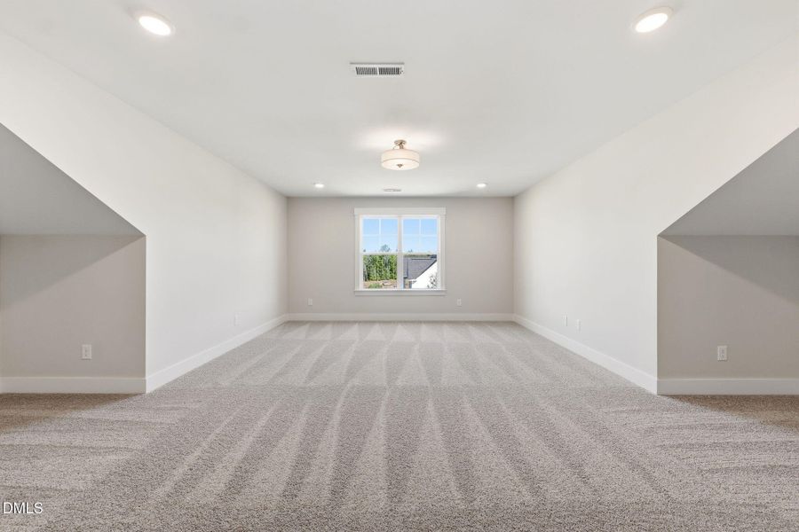 37-web-or-mls-_2109774