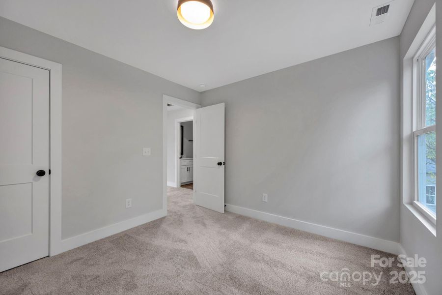 Spacious, unfurnished interior of a new home in , Salisbury (Image 20).