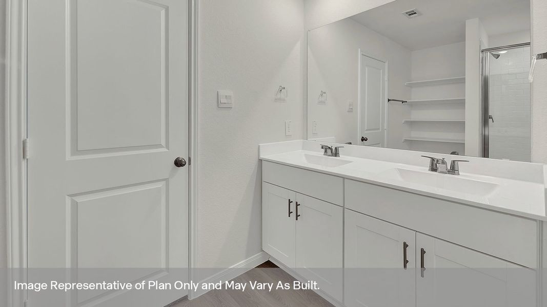 Representative furnished interior of a home built from the The Harris by D.R. Horton in Paramount, Kyle (Image 14).