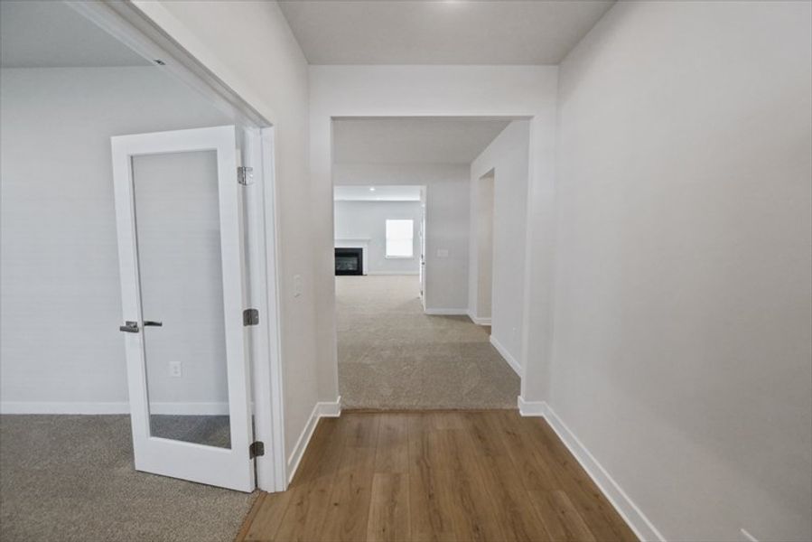 Spacious, unfurnished interior of a new home in Linden Park, Duncan (Image 15). Spacious, unfurnished interior of a new home in Linden Park, Duncan (Image 15).
