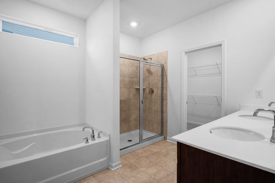 Representative furnished interior of a home built from the Norcross by Taylor Morrison in Weatherfield, Buford (Image 9).