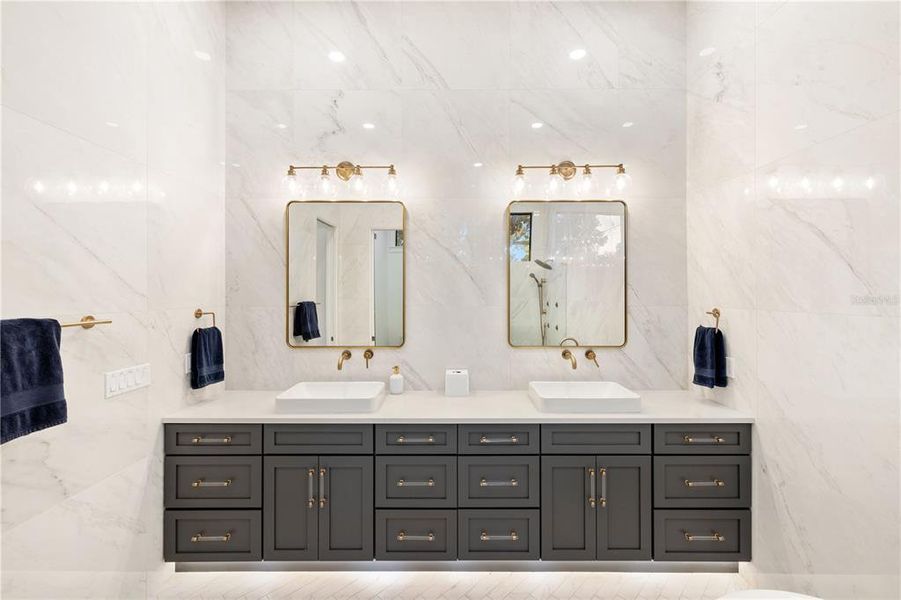 Furnished interior view inside a new home in , Sarasota (Image 11).