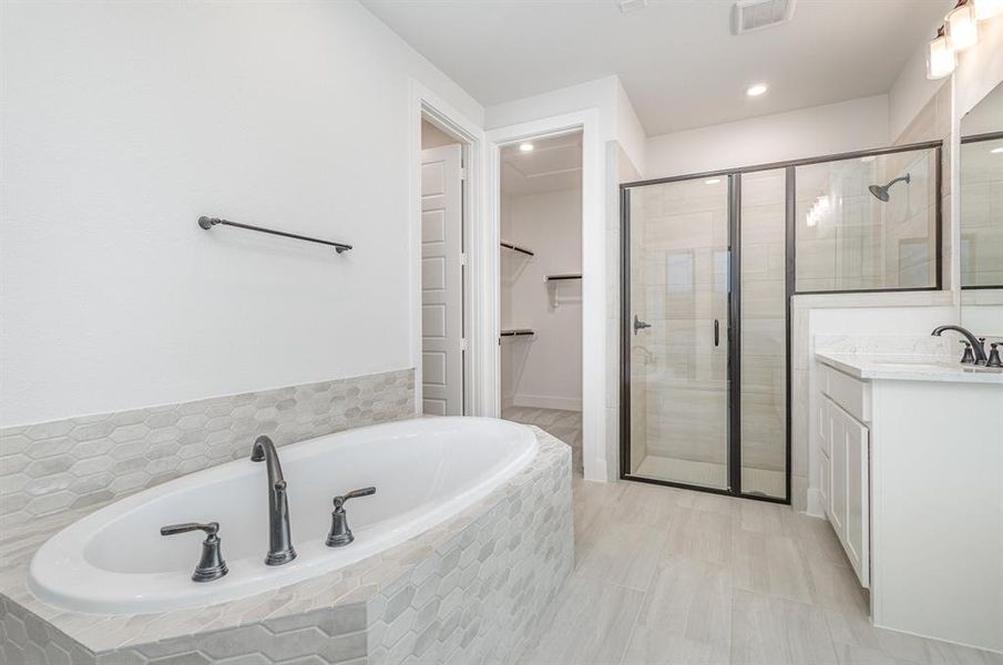 Furnished interior view inside a new home in Cambridge Crossing 50', Celina (Image 4).