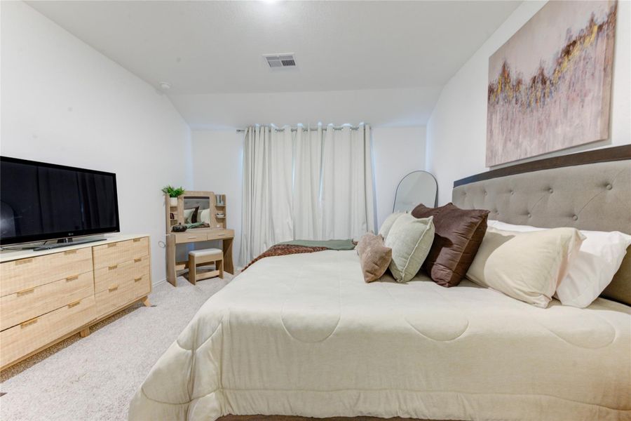 Furnished interior view inside a new home in , Fulshear (Image 31).