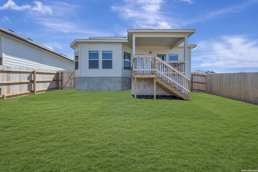 Exterior details and patio area of a home in Mesquite Ridge, San Antonio (Image 3). Exterior details and patio area of a home in Mesquite Ridge, San Antonio (Image 3).
