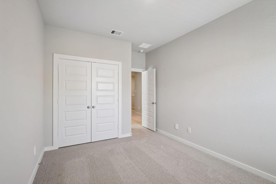 Spacious, unfurnished interior of a new home in Kemah Crossing - City Series, Kemah (Image 23). Spacious, unfurnished interior of a new home in Kemah Crossing - City Series, Kemah (Image 23).