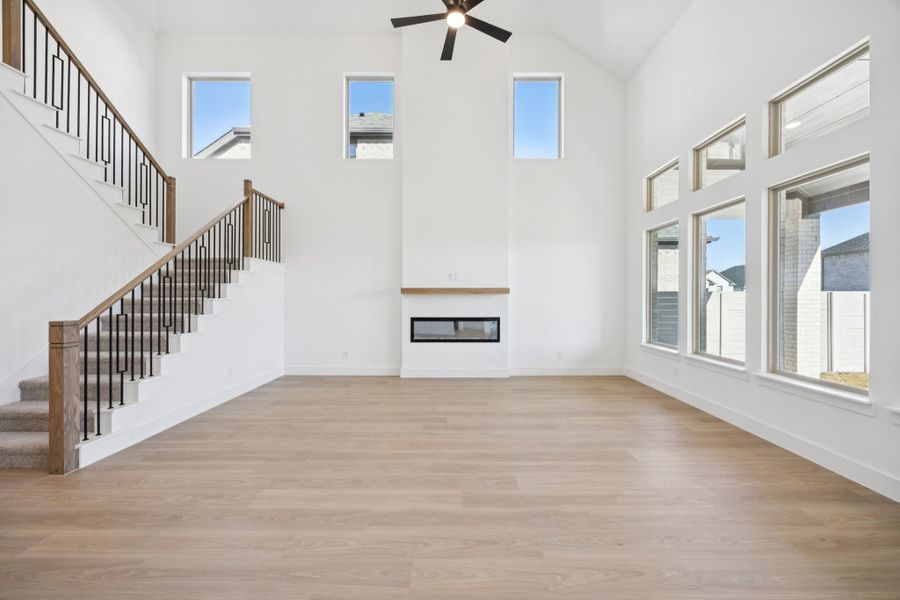Spacious, unfurnished interior of a new home in Painted Tree Lakeside, McKinney (Image 28). Spacious, unfurnished interior of a new home in Painted Tree Lakeside, McKinney (Image 28).