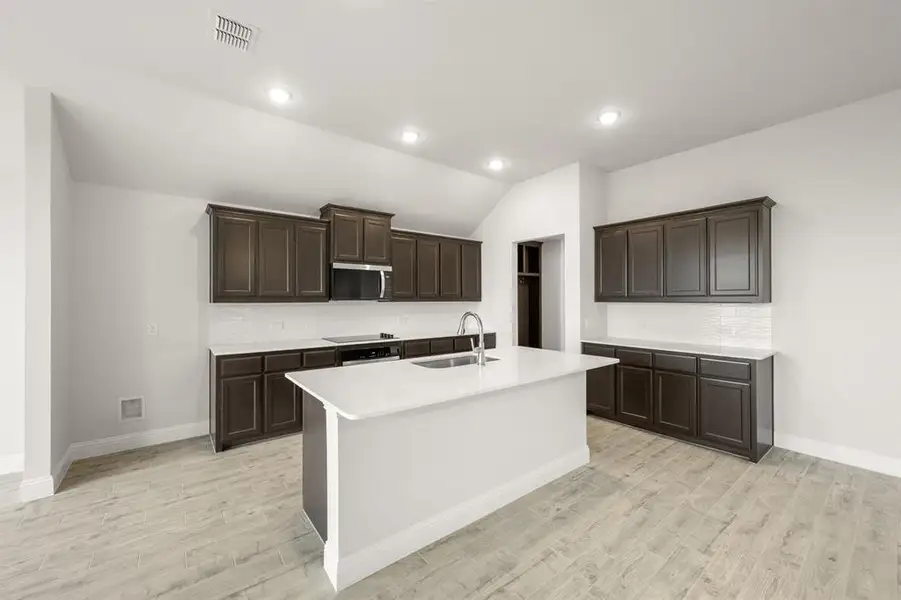 325 Comfort- Kitchen-1 325 Comfort- Kitchen-1