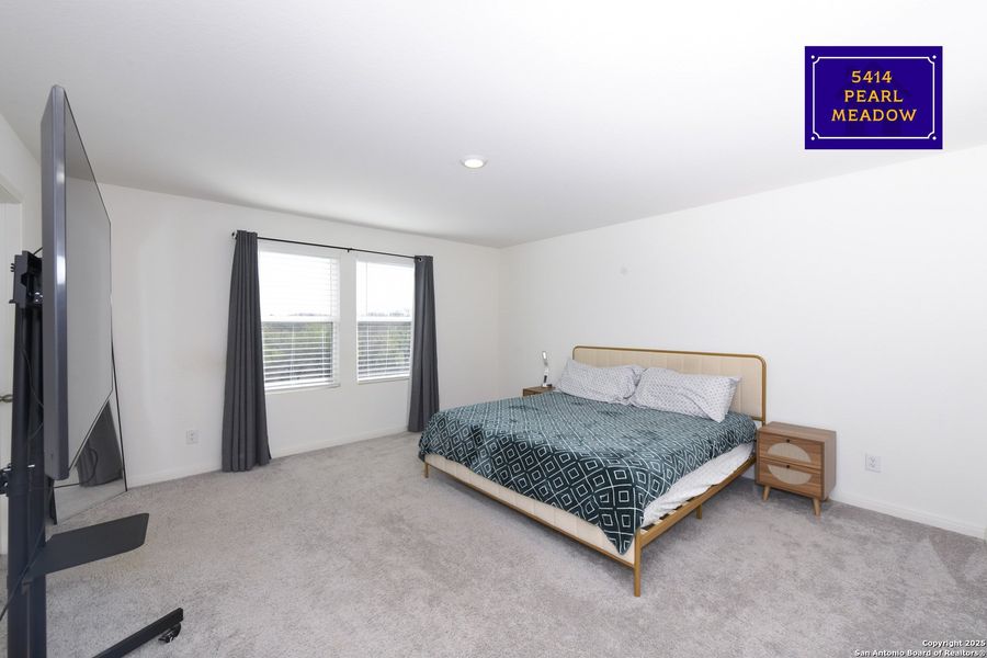 Furnished interior view inside a new home in Liberte, Converse (Image 5).