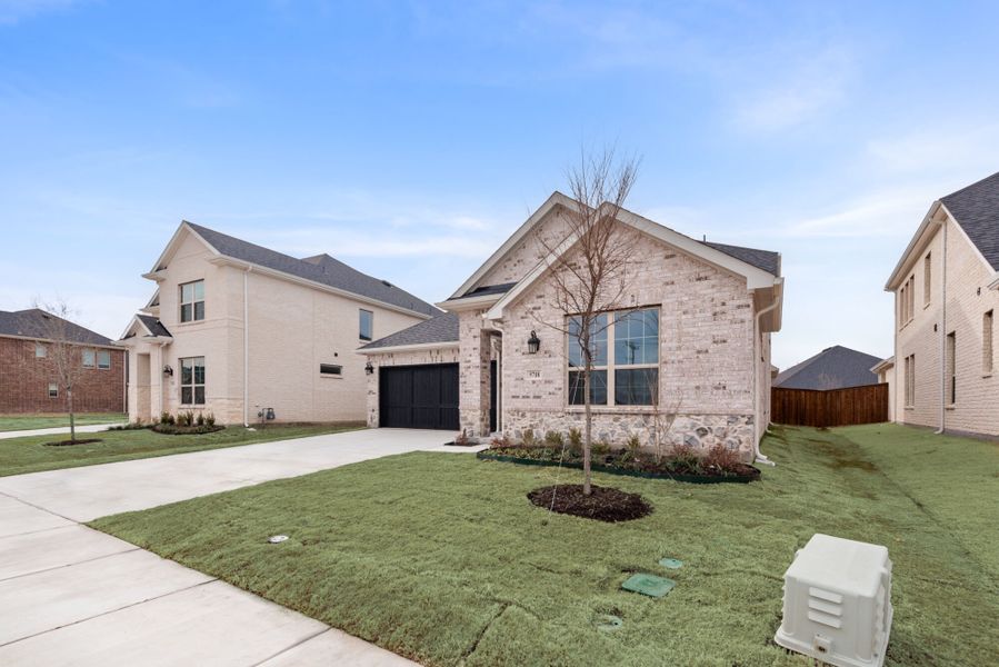 Front Elevation Front Elevation