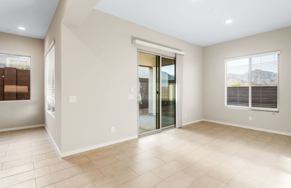 Spacious, unfurnished interior of a new home in Regent Hills - Meadow Series, Buckeye (Image 20). Spacious, unfurnished interior of a new home in Regent Hills - Meadow Series, Buckeye (Image 20).