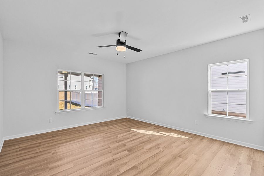 Spacious, unfurnished interior of a new home in Brayden, Advance (Image 21).