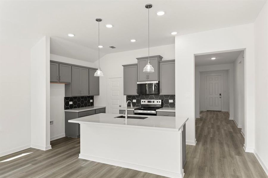 09. 1109 Rushing - Kitchen (2) 09. 1109 Rushing - Kitchen (2)