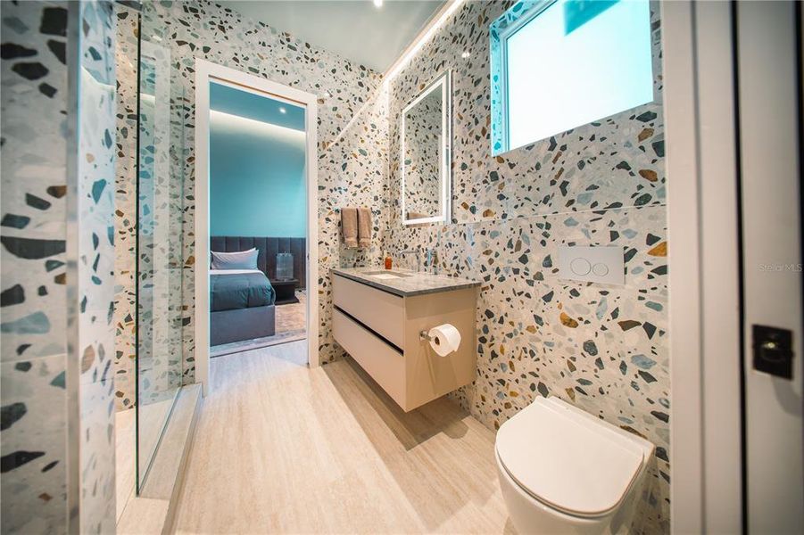 Furnished interior view inside a new home in , Sarasota (Image 19).