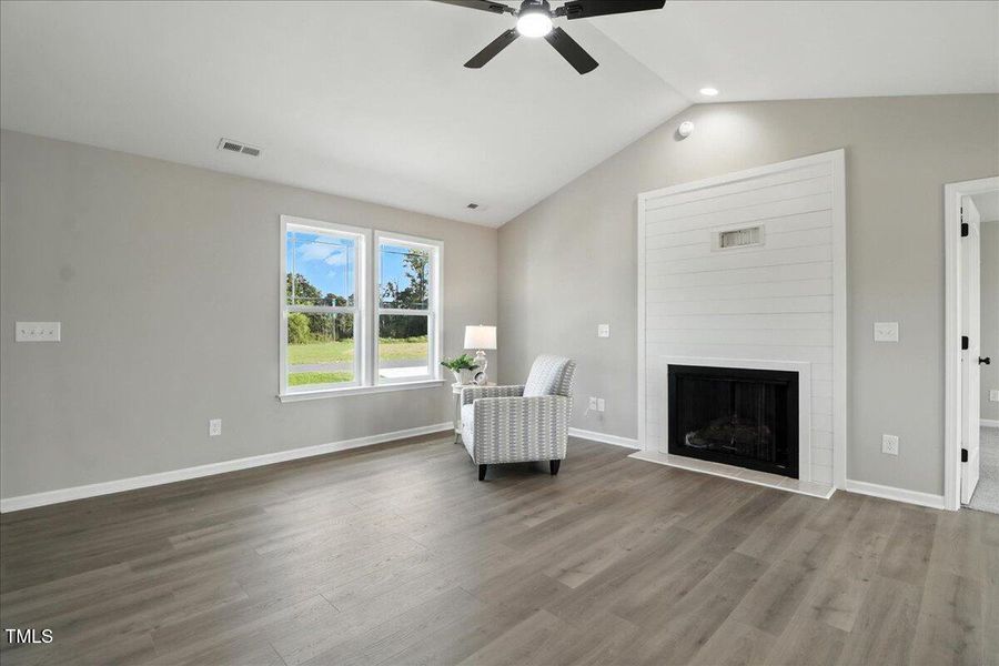 08-73 Grace Pond Ave-8 08-73 Grace Pond Ave-8