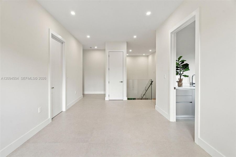 Spacious, unfurnished interior of a new home in , South Miami (Image 77).