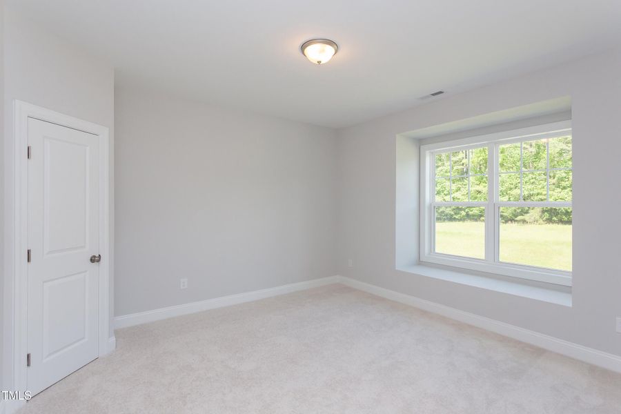 Avenel - MEA 003 - IMG_8092 Avenel - MEA 003 - IMG_8092