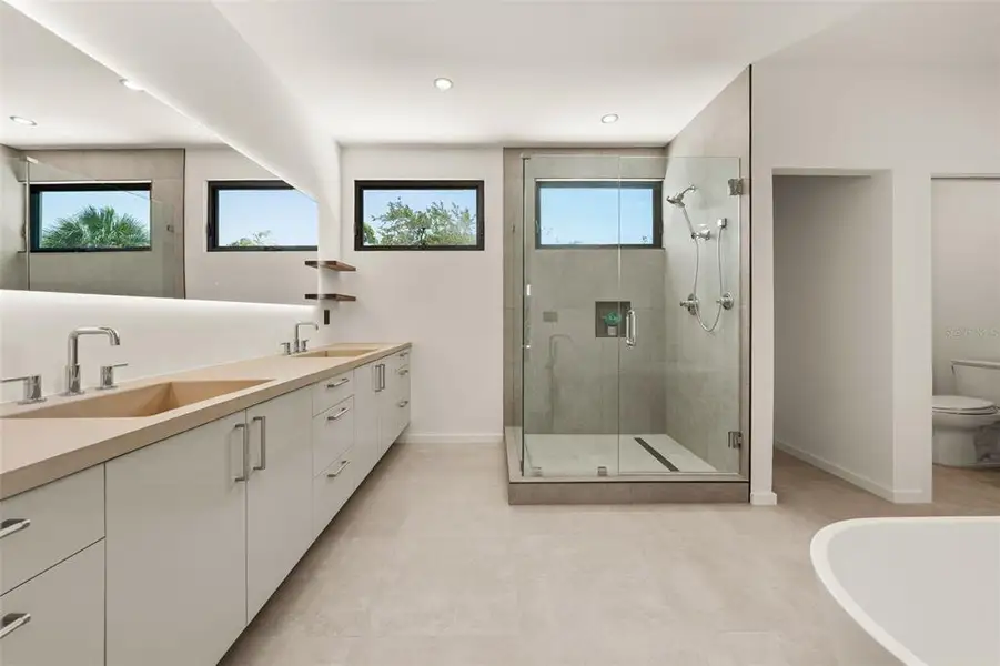 Furnished interior view inside a new home in , Sarasota (Image 41).