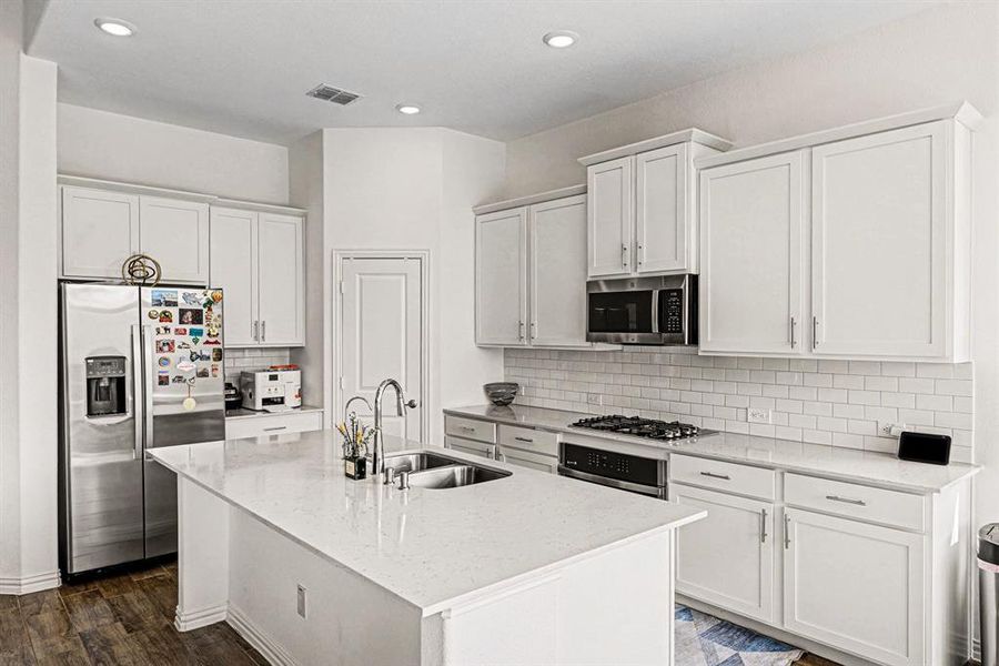 Furnished interior view inside a new home in Wildflower Ranch, Fort Worth (Image 8).