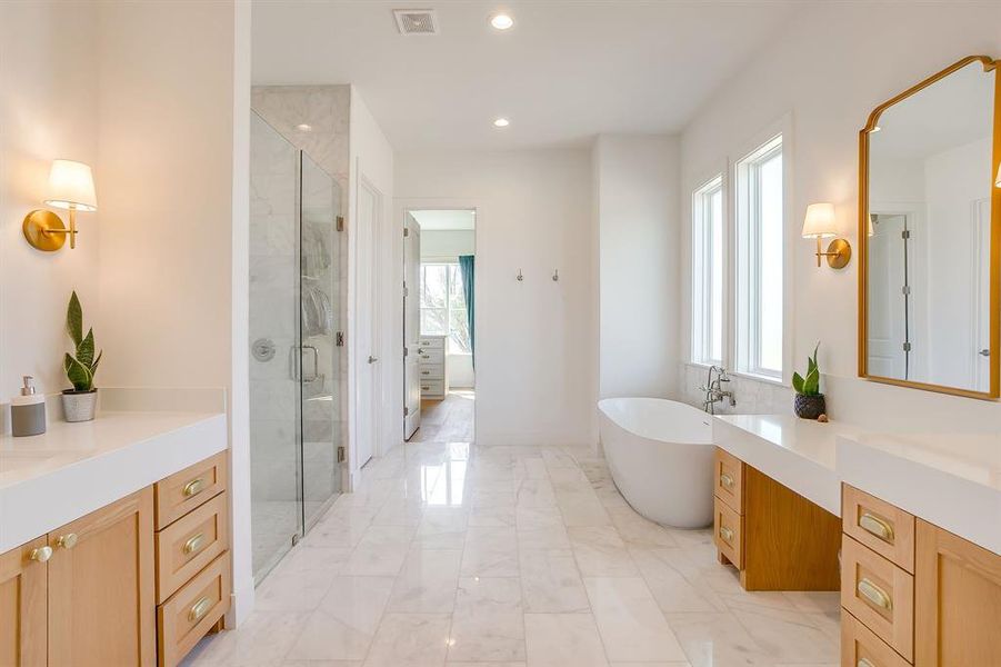 Furnished interior view inside a new home in , Aledo (Image 24).