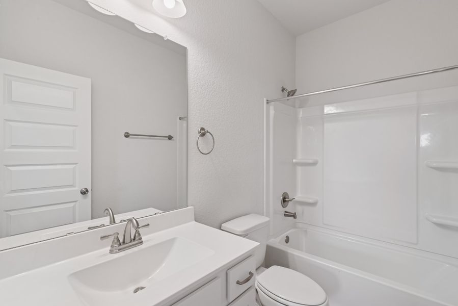 The Blue Jay II- Hall Bath