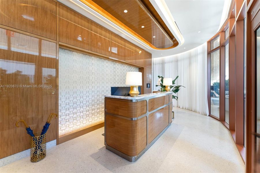 Community amenities in , Miami (Image 34).