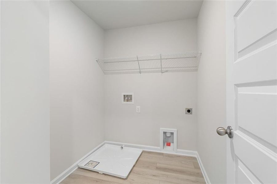 Spacious, unfurnished interior of a new home in Kentmere, Auburn (Image 27).