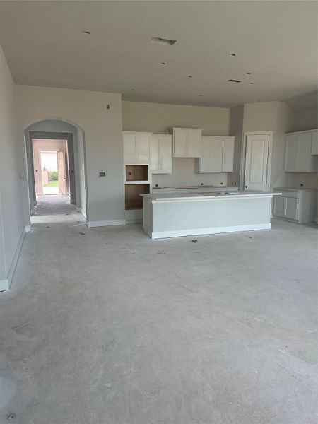 Spacious, unfurnished interior of a new home in Highland Village, Georgetown (Image 23). Spacious, unfurnished interior of a new home in Highland Village, Georgetown (Image 23).