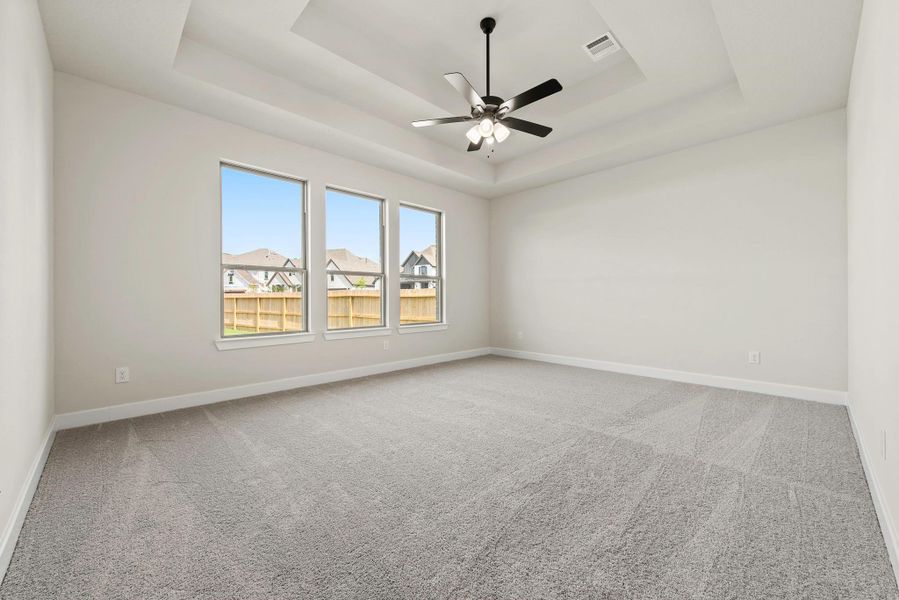 Spacious, unfurnished interior of a new home in ARTAVIA® - 60', Conroe (Image 10).