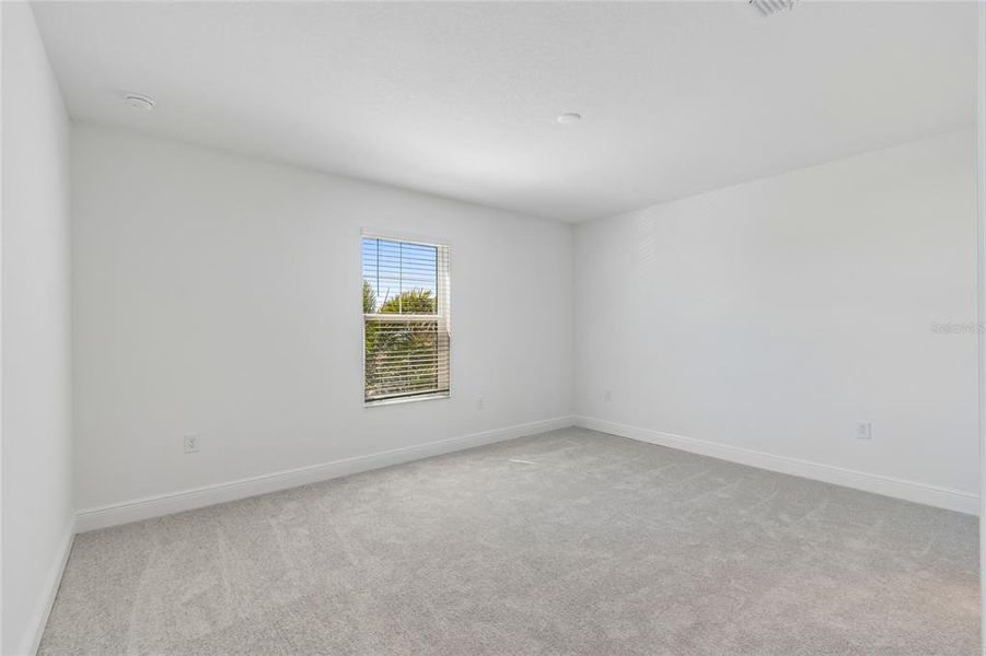 Spacious, unfurnished interior of a new home in SeaFlower, Bradenton (Image 14).